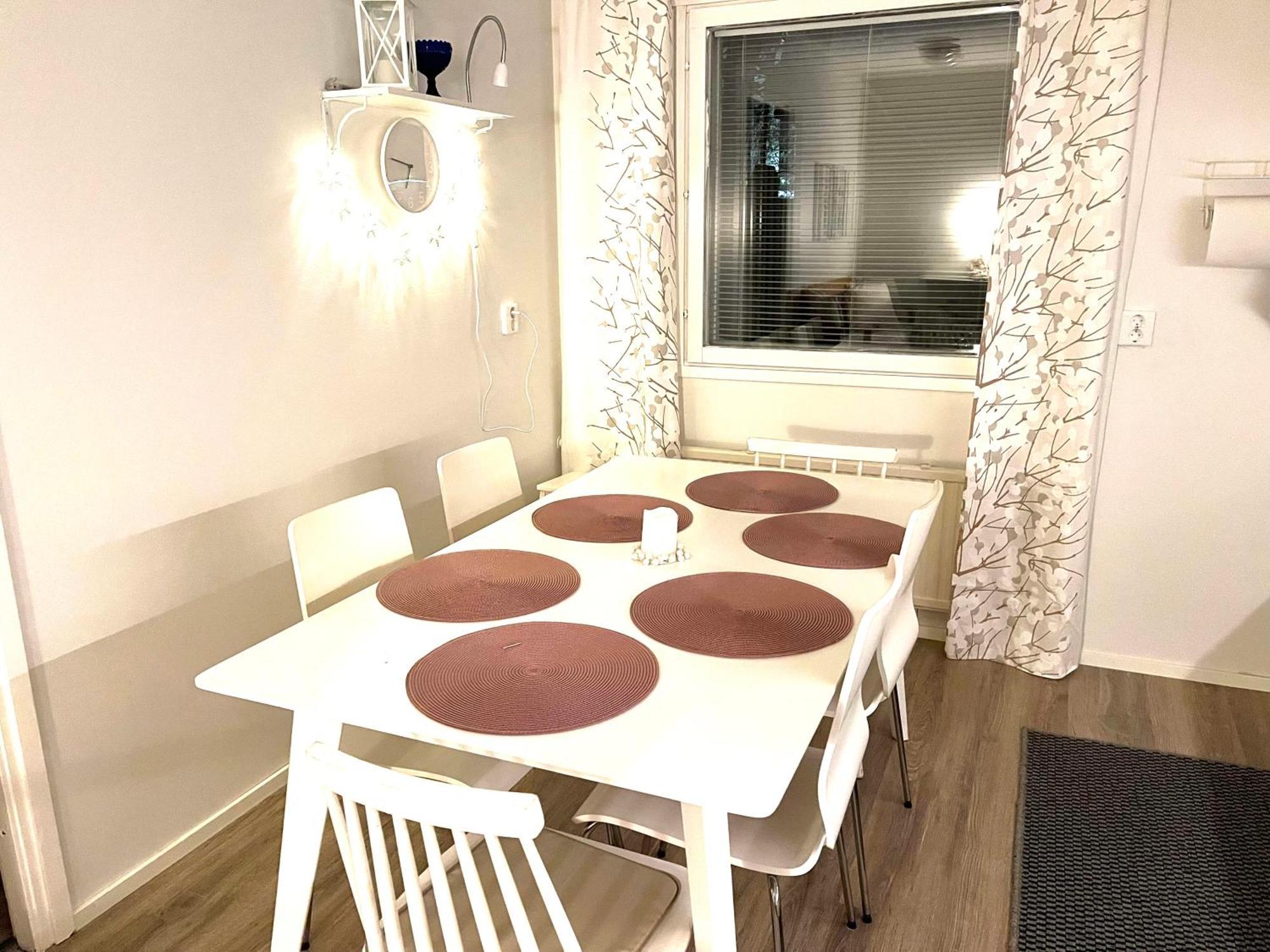 Nice And Cozy Townhouse ロヴァニエミ エクステリア 写真